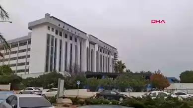 Depremde Ailesini Kaybeden Kadın Adalet İstiyor