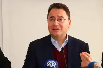 Babacan, Hatay Depremi'nin Yaralarını İnceledi