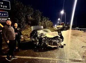 Dörtyol'da Tır-Otomobil Çarpışması: Yaralı Var