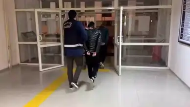 İki Aranan Şahıs Yakalandı