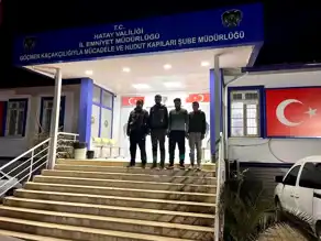 Hatay'da 4 Düzensiz Göçmen Yakalandı, 1 Kişi Tutuklandı