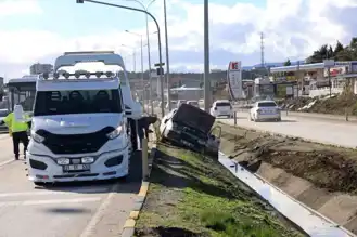Güneydoğu'da Trafik Kazası: 5 Yaralı