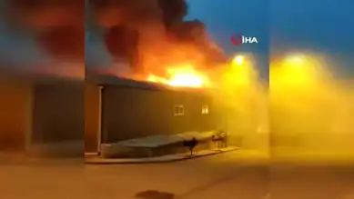 Hatay Antakya'da Mobilya Fabrikası Yangını Kontrol Altında