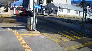 Hatay İskenderun'da Korkutan Otomobil Yangını!