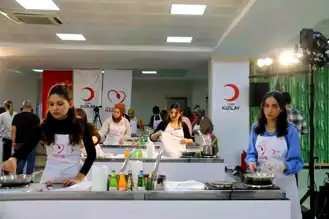 Kızılay, Depremzedelere Aşçılık Eğitimi Verdi