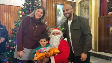 İskenderun'da Çocuklara Noel Hediyeleri