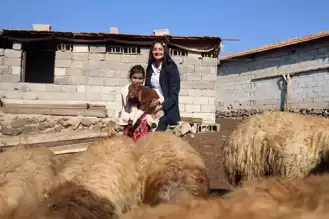 Sorumluluk Dersi: Köy Okulunda Hayatı Öğreniyorlar