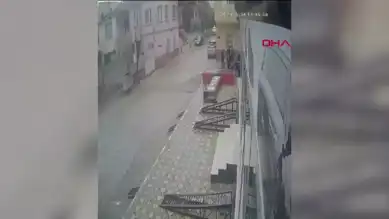 Fırtınada Tabela Felaketi: Ölümden Dönüldü!