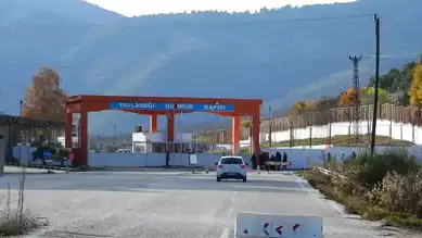 Sınır Kapısı Tekrar Açıldı: Yoğunluk Azalacak