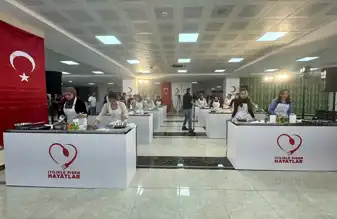 Hatay'da Depremzede Kadınlara Aşçılık Atölyesi