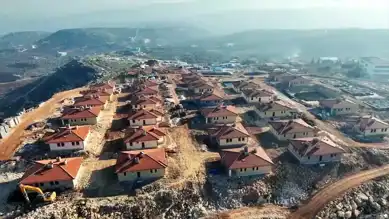 Hatay Altınözü'nde Deprem Konutları Yükseliyor