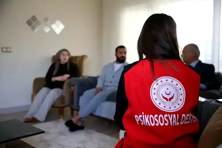 Depremden Sonra Yeni Bir Aile: Sıfır Faizli Krediyle Kurulan Yuva