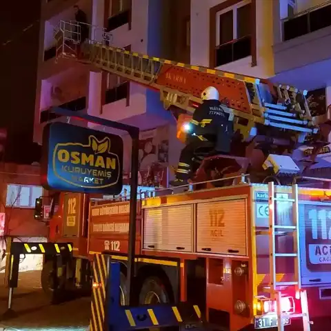 Dörtyol'da Apartman Yangını: 6 Kişi Hastanede