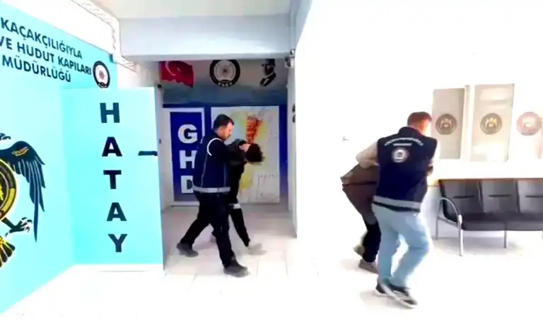 Hatay'da Düzensiz Göçmen Operasyonu: 19 Kişi Yakalandı