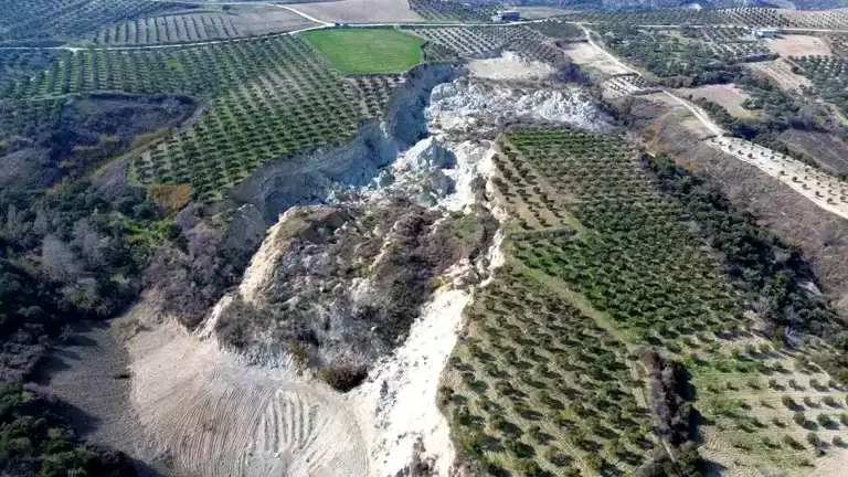 Hatay'da Deprem Yarasının Korkutucu İzi