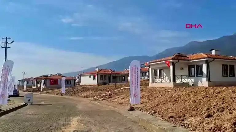 Hatay'da Endonezya Köyü Açıldı