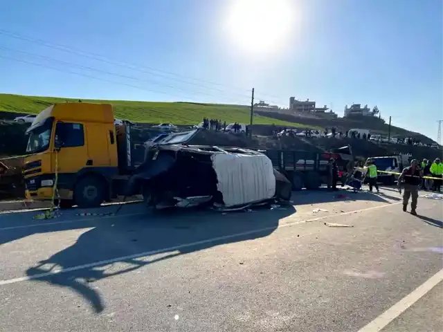 Hatay'da Korkunç Kaza: 6 Ölü, 8 Yaralı