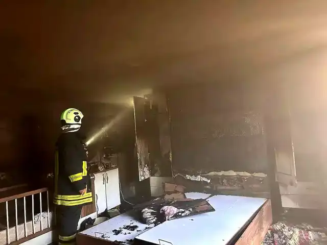 Hatay Kırıkhan'da Ev Yanarak Kullanılamaz Hale Geldi