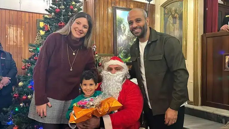 İskenderun'da Çocuklara Noel Hediyeleri