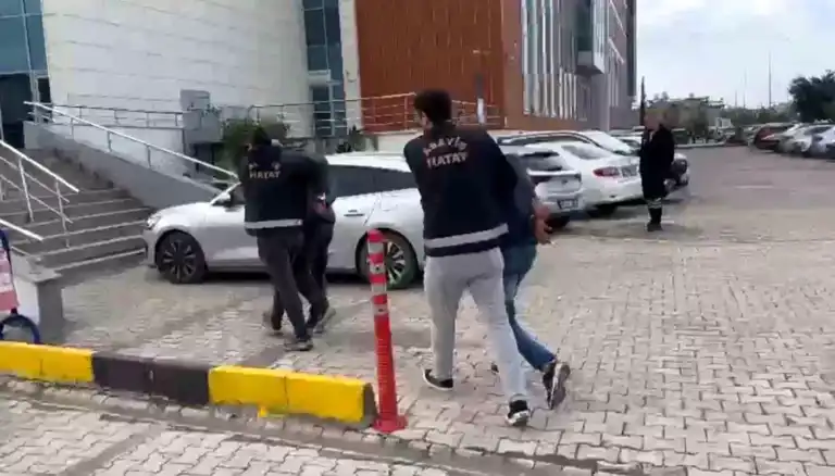 İskenderun'da Arananlar Yakalandı